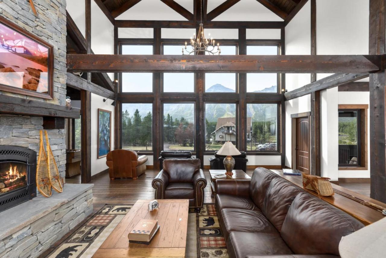 Summit Mountain Lodge And Steakhouse East Glacier Park Village Екстериор снимка